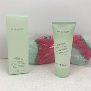 Mary Kay Mint Bliss Energizing Lotion with Socks